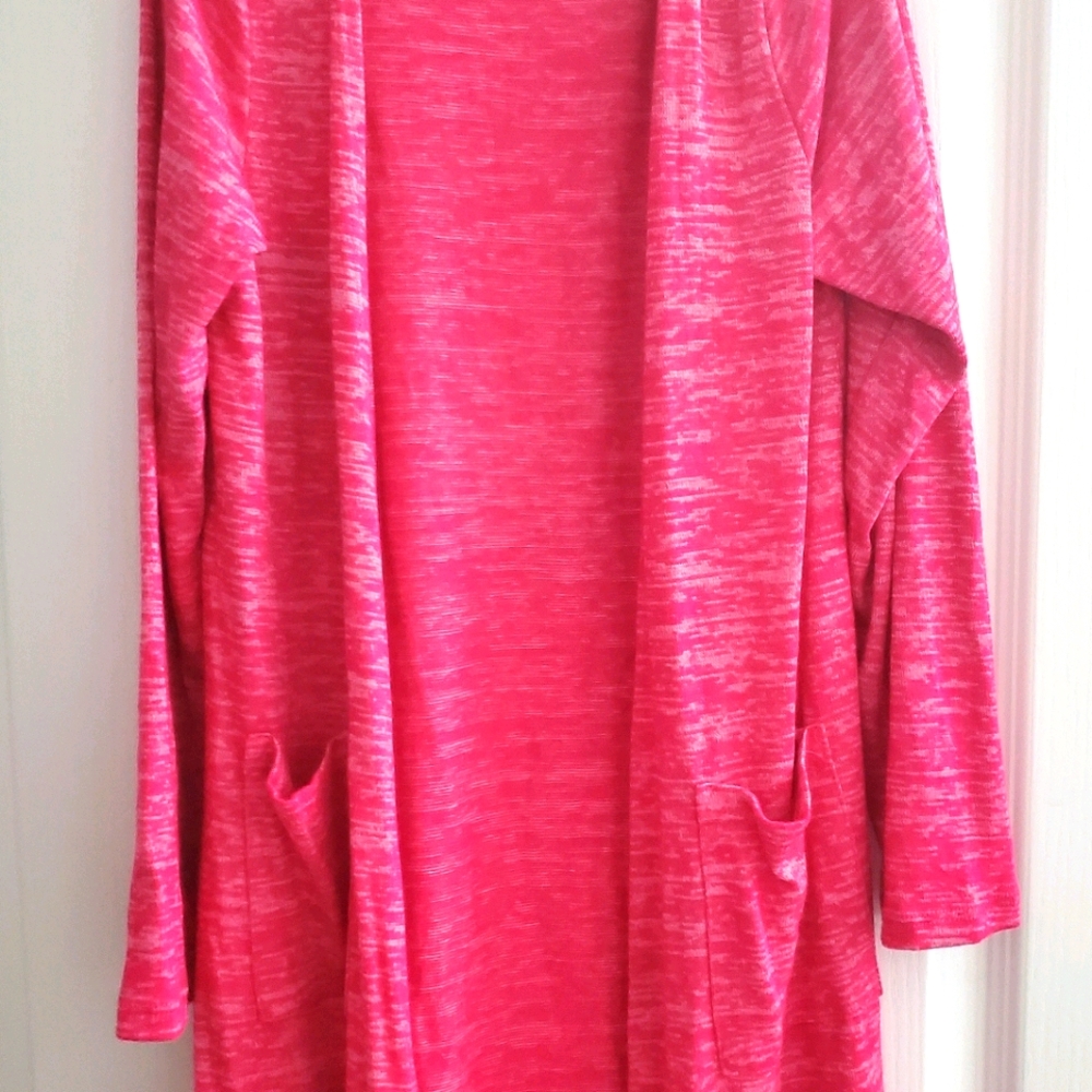 Hot Pink Sariah